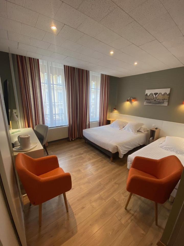 Hotel Le Pelican Charleville-Mézières Exterior foto